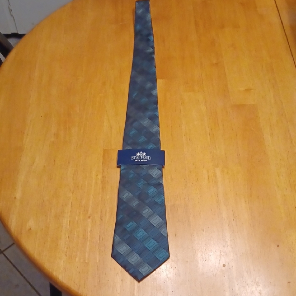 Stafford 100% Silk Teal and Navy Geometric Neck Tie NWT